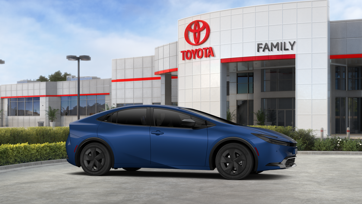 2027 Toyota Prius LE