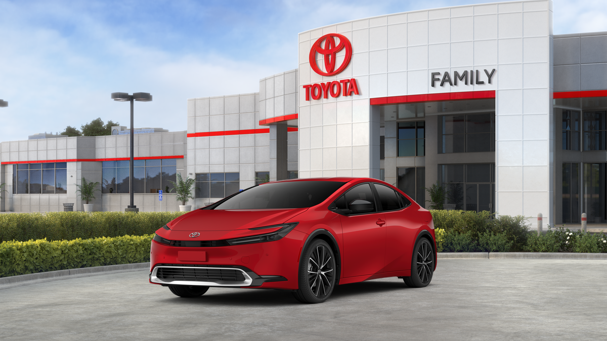 2027 Toyota Prius XLE