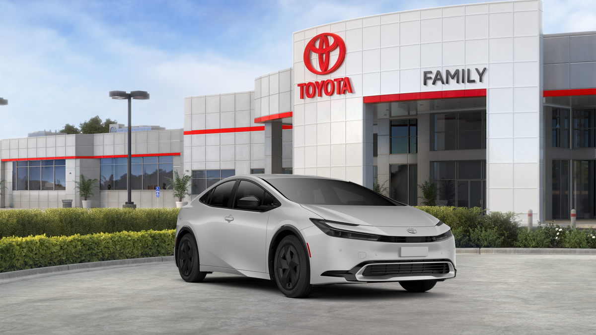 2026 Toyota Prius Plug-in Hybrid SE