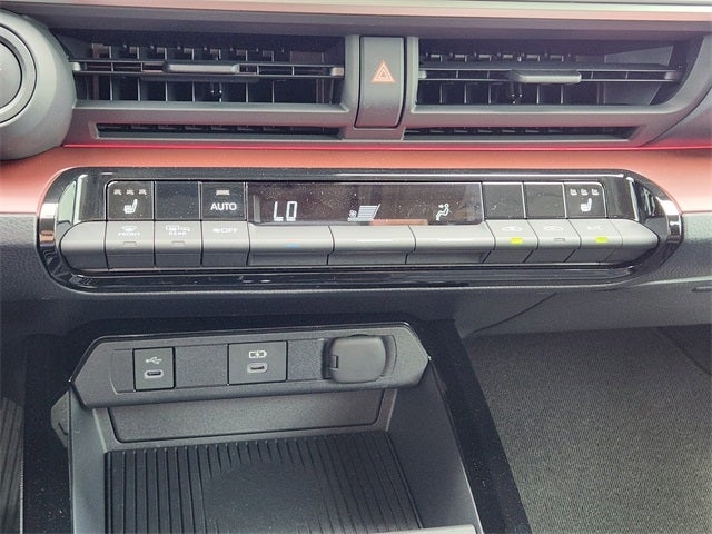 2025 Toyota Prius Plug-in Hybrid XSE