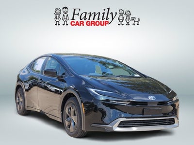 2027 Toyota Prius Plug-in Hybrid SE