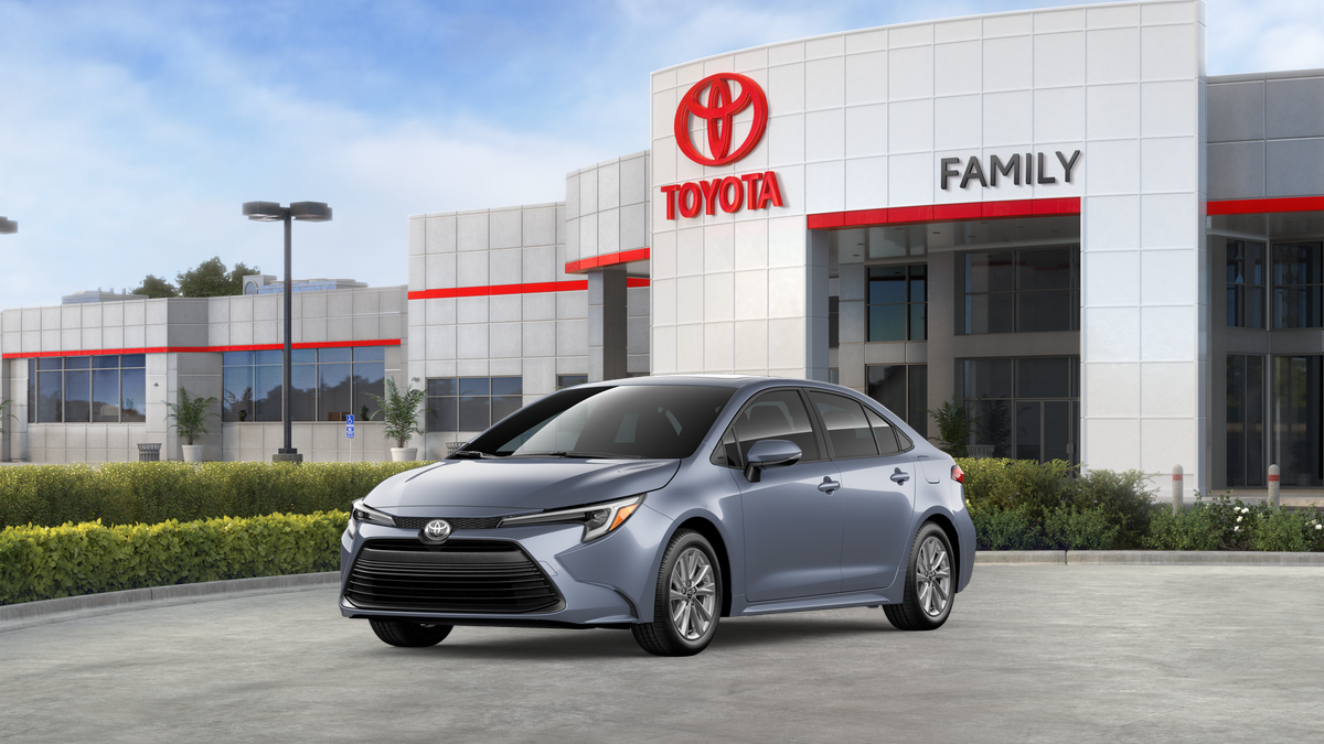 2026 Toyota Corolla XLE Hybrid CVT's photo