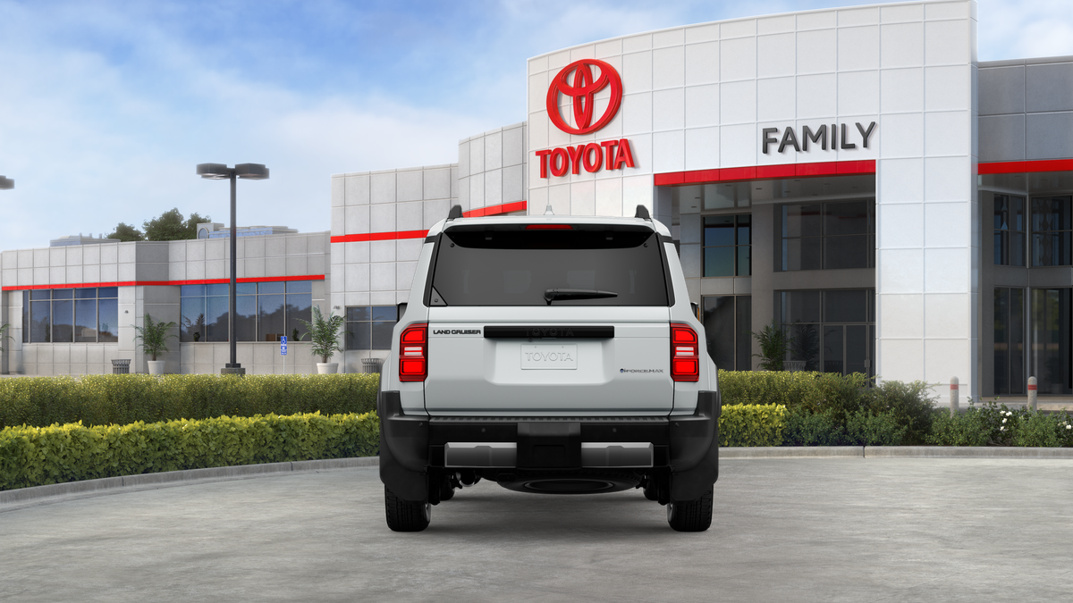 2027 Toyota Land Cruiser 4WD (Natl)