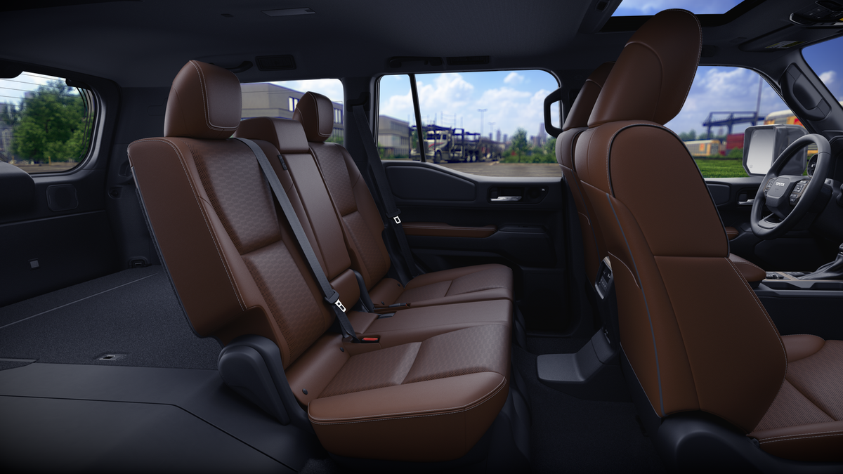 2027 Toyota Land Cruiser 4WD (Natl)