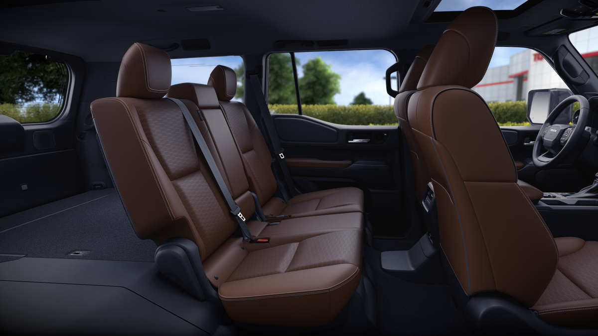2027 Toyota Land Cruiser 4WD (Natl)