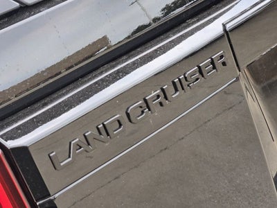 2027 Toyota Land Cruiser Base