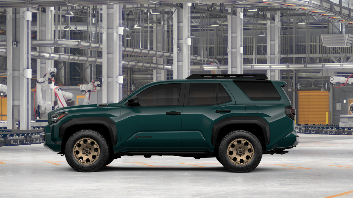 2026 Toyota 4Runner i-FORCE MAX 4Runner Trailhunter