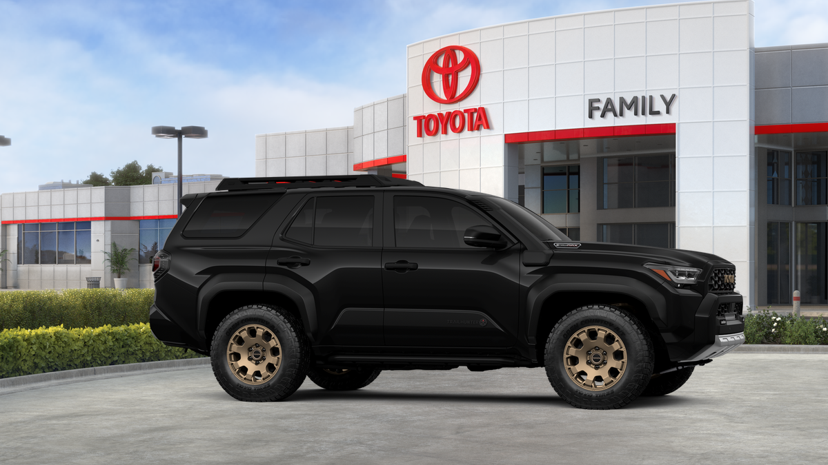 2026 Toyota 4Runner i-FORCE MAX 4Runner Trailhunter