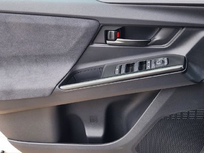 2027 Toyota C-HR SE