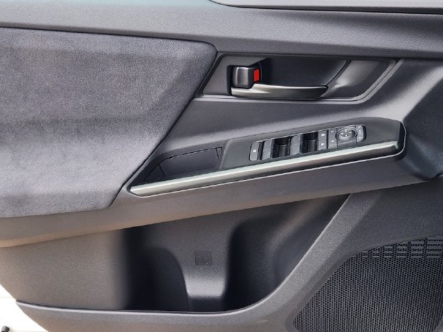 2027 Toyota C-HR SE