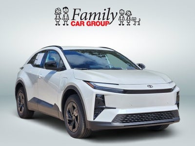 2027 Toyota C-HR SE