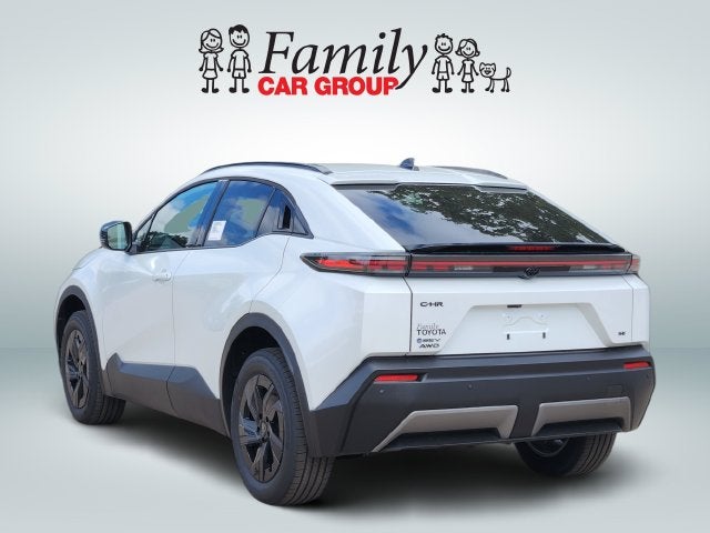 2027 Toyota C-HR SE