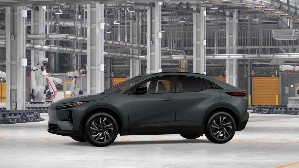 2027 Toyota C-HR SE