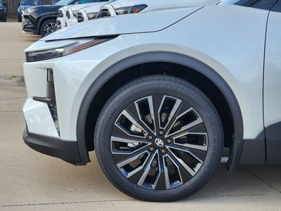 2026 Toyota C-HR XSE