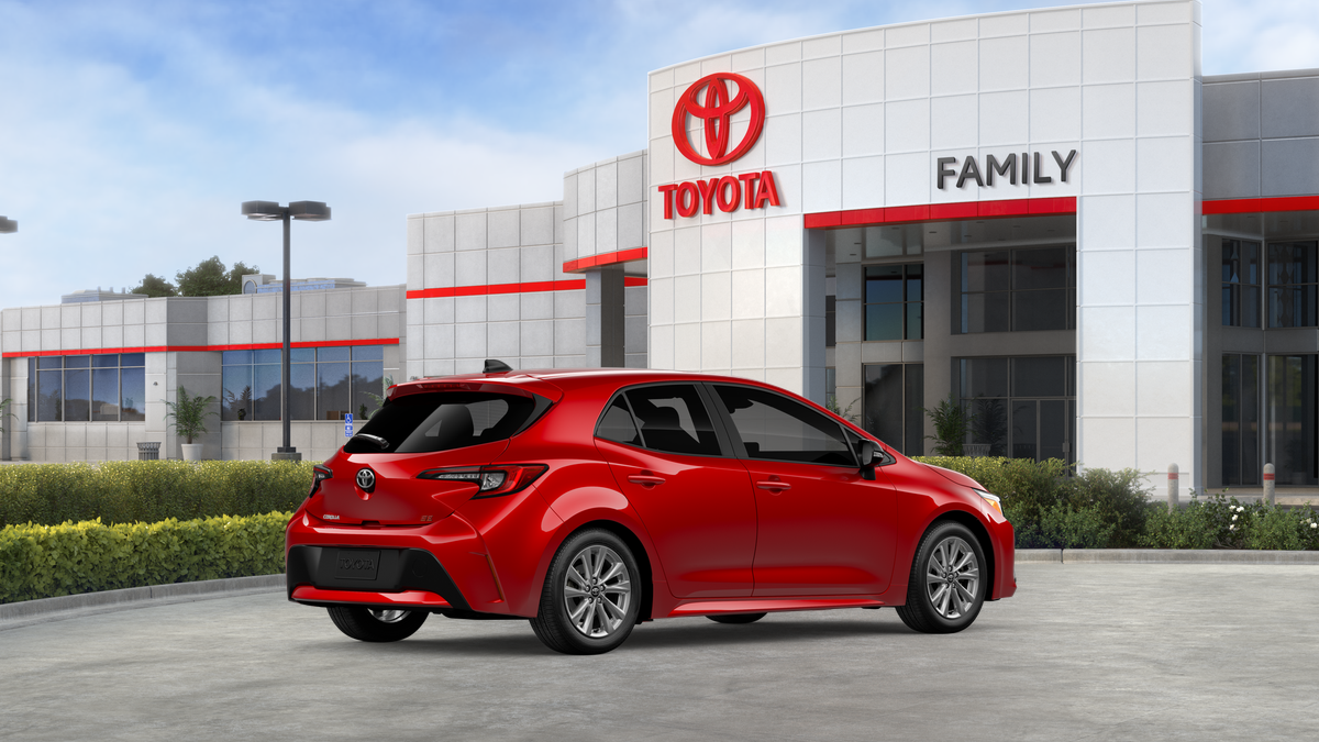 2027 Toyota Corolla Hatchback SE